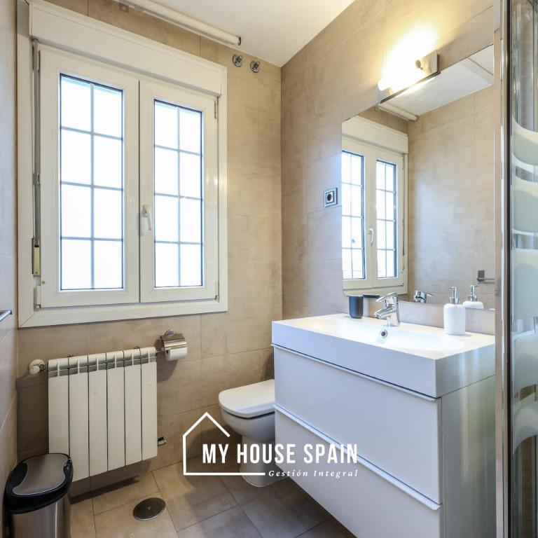 MyHouseSpain - Luminoso piso con Terraza - Apartamento de 2 dormitorios - 16
