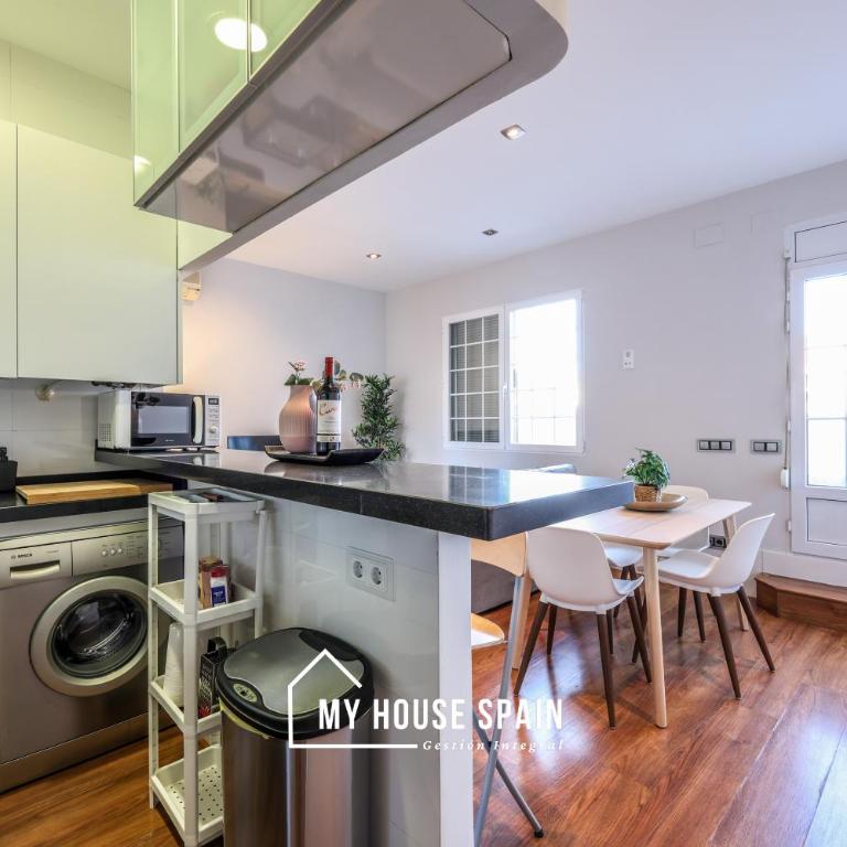 MyHouseSpain - Luminoso piso con Terraza - Apartamento de 2 dormitorios - 17