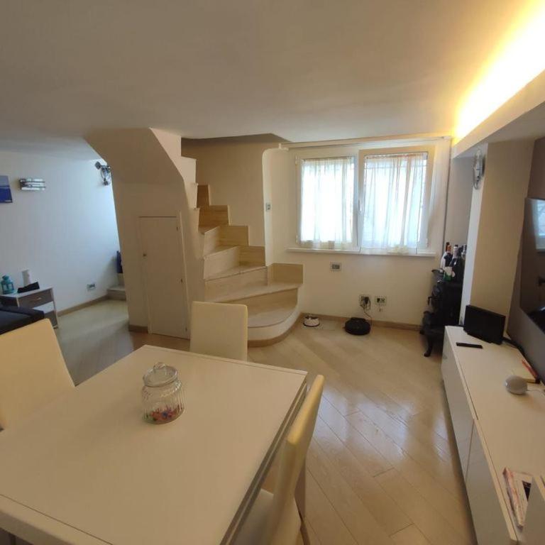 Smart Loft - Appartamento con 1 Camera da Letto - 4