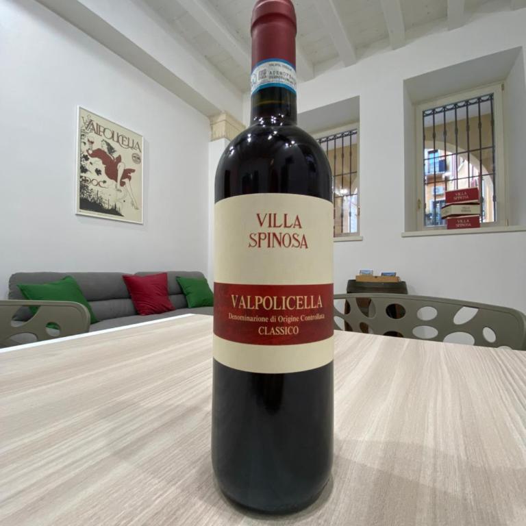 Santa Cecilia Wine Suites - Two-Bedroom Apartment with City View - 17