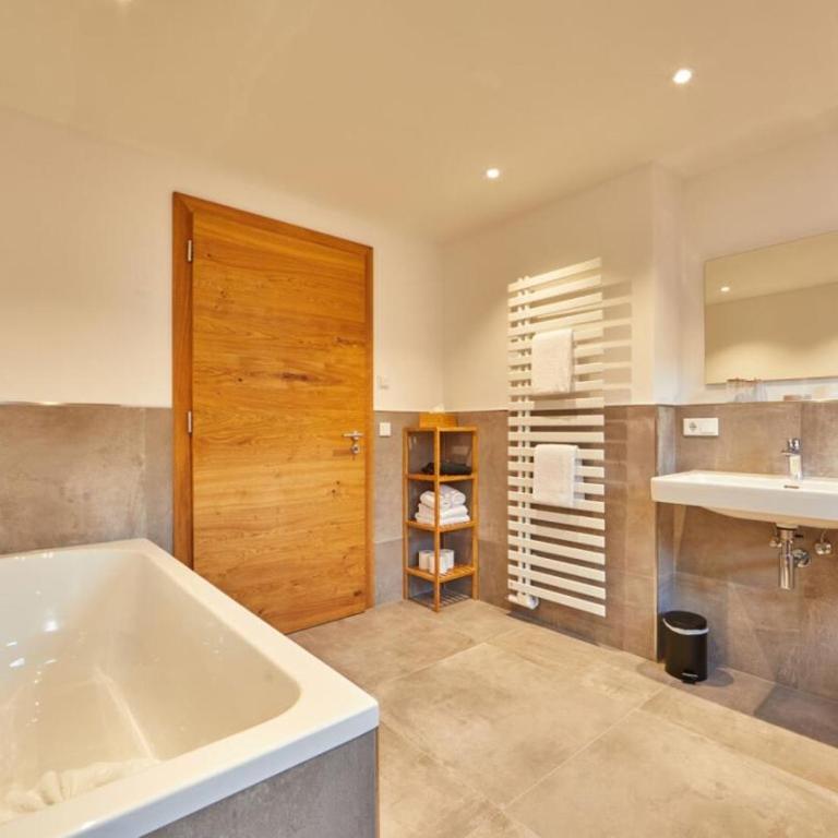 Fewo Sterntaler OG in Garmisch-Partenkirchen - Apartment mit 1 Schlafzimmer - 4