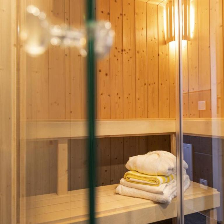 Ferienwohnungen Friedenshöhe in Oberammergau - Apartment mit 3 Schlafzimmern und einer Sauna - 30