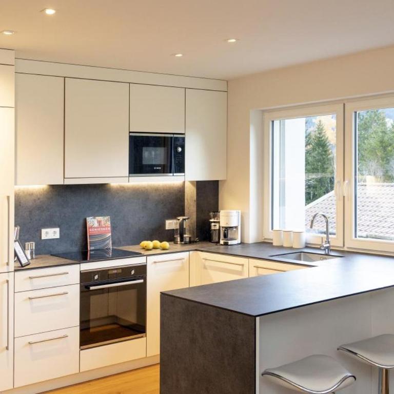 Ferienwohnungen Friedenshöhe in Oberammergau - Apartment mit 2 Schlafzimmern ohne Sauna - 9