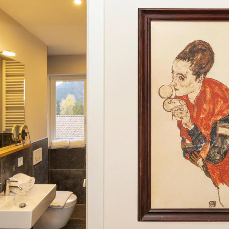 Ferienwohnungen Friedenshöhe in Oberammergau - Apartment mit 2 Schlafzimmern ohne Sauna - 18