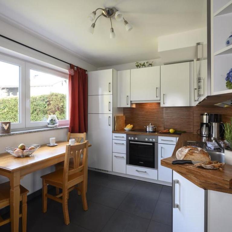 Ferienhaus Windschäufeln in Garmisch-Partenkirchen - Three-Bedroom House - 24