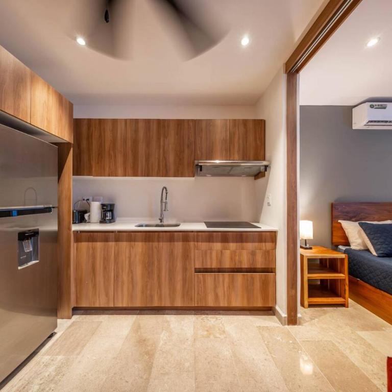 Lux Studio with Rooftop Pool Gym Private Balcony - Apartamento - 21