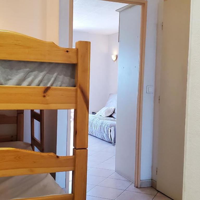 LE CAPITOLE Vue mer Studio cabine 27m2 les pieds dans leau 2 adultes 2 enfants clim et garage - Studio with Balcony - 11