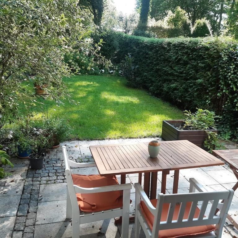 Sunny garden flat in Munich - One-Bedroom Apartment - 5