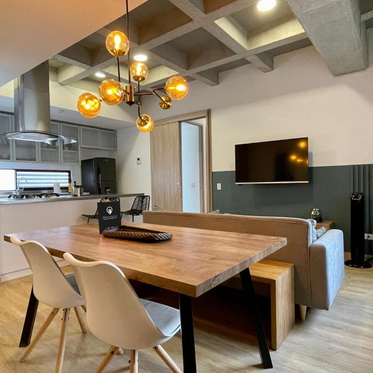 Iconic 2 BR in Laureles - Two-Bedroom Apartment - 1