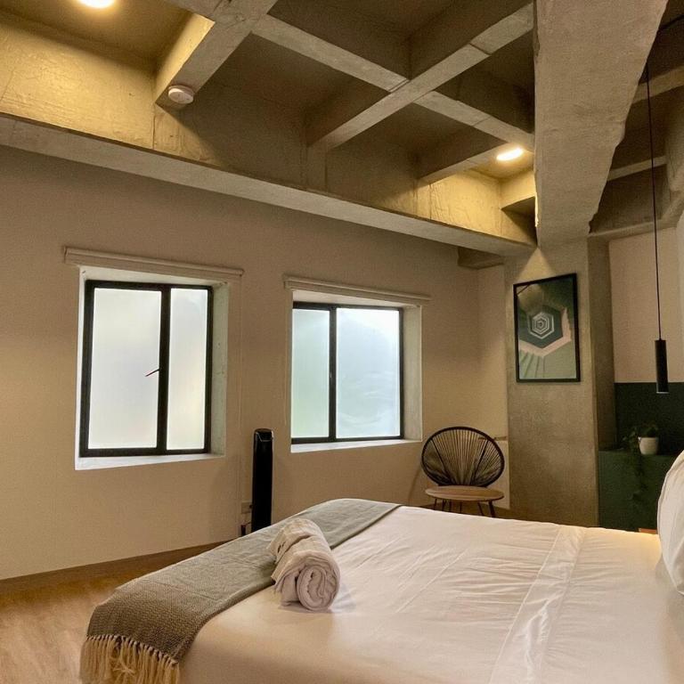 Iconic 2 BR in Laureles - Two-Bedroom Apartment - 10