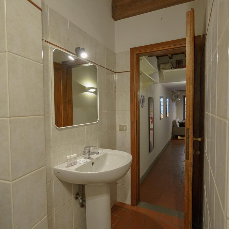 Traditional Florentine 1BR apartment close to Piazza Santa Croce - Appartamento con 1 Camera da Letto - 4