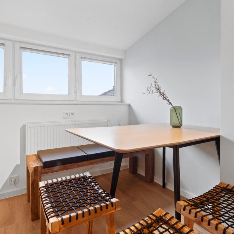 Flatista Homes - Luise - Three-Bedroom Apartment - 15