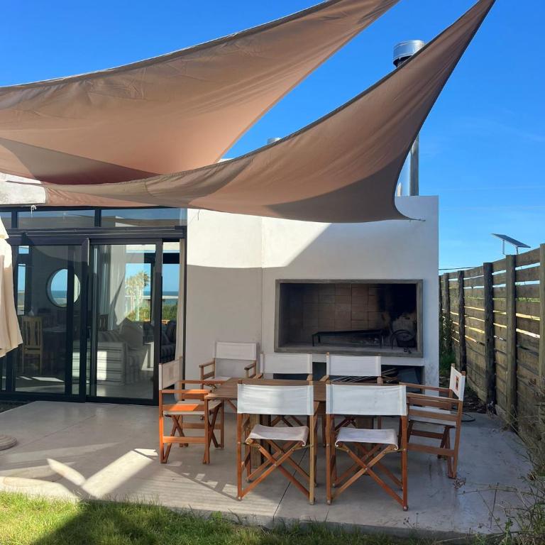 SANTAMARIADELMAR Casa a estrenar frente al mar - Three-Bedroom House - 34