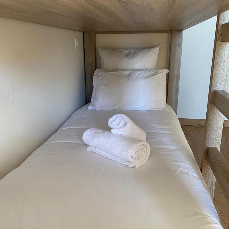 Appartement Haute gamme ski aux pieds, piscine, sauna. - Three-Bedroom Apartment - 20