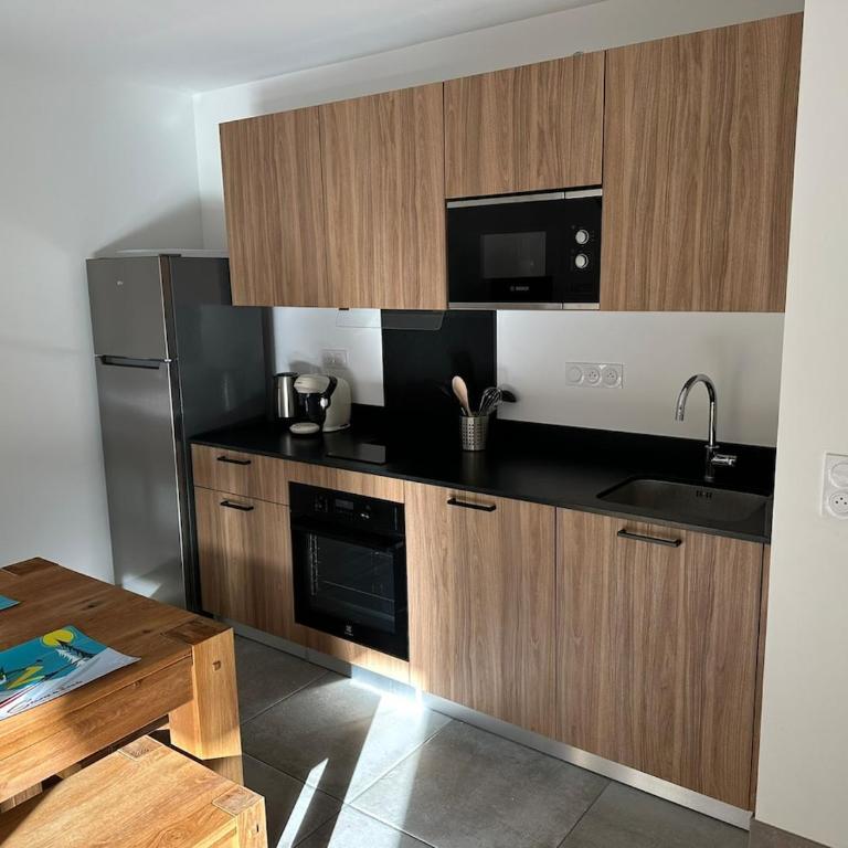 Appartement neuf tout confort super emplacement - Appartement 2 Chambres - 1