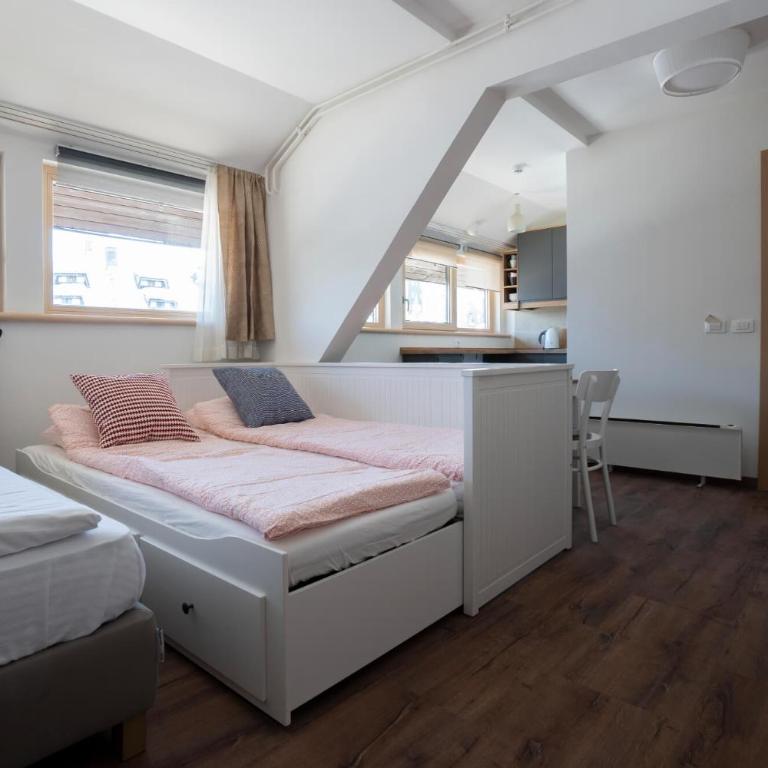 Konaci Brvenik Suites - Apartman sa Pogledom na Planinu - 18