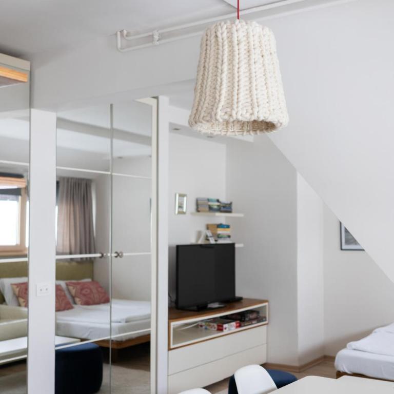 Konaci Brvenik Suites - Apartman sa Pogledom na Planinu - 8