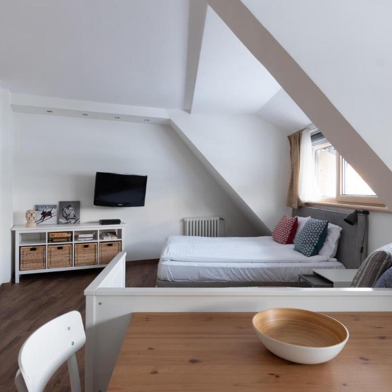 Konaci Brvenik Suites - Apartman sa Pogledom na Planinu - 11