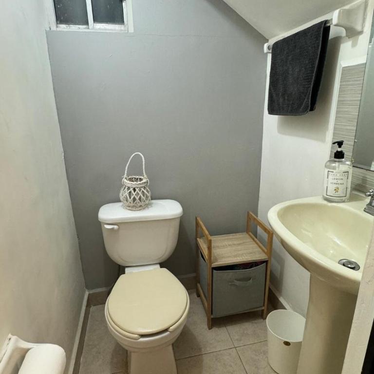 Yes's house - Two-Bedroom House - 15