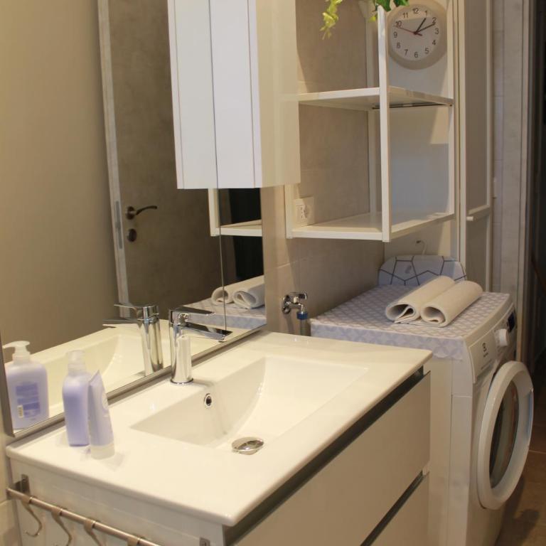Casa Don Bosco - Two-Bedroom Apartment - 12