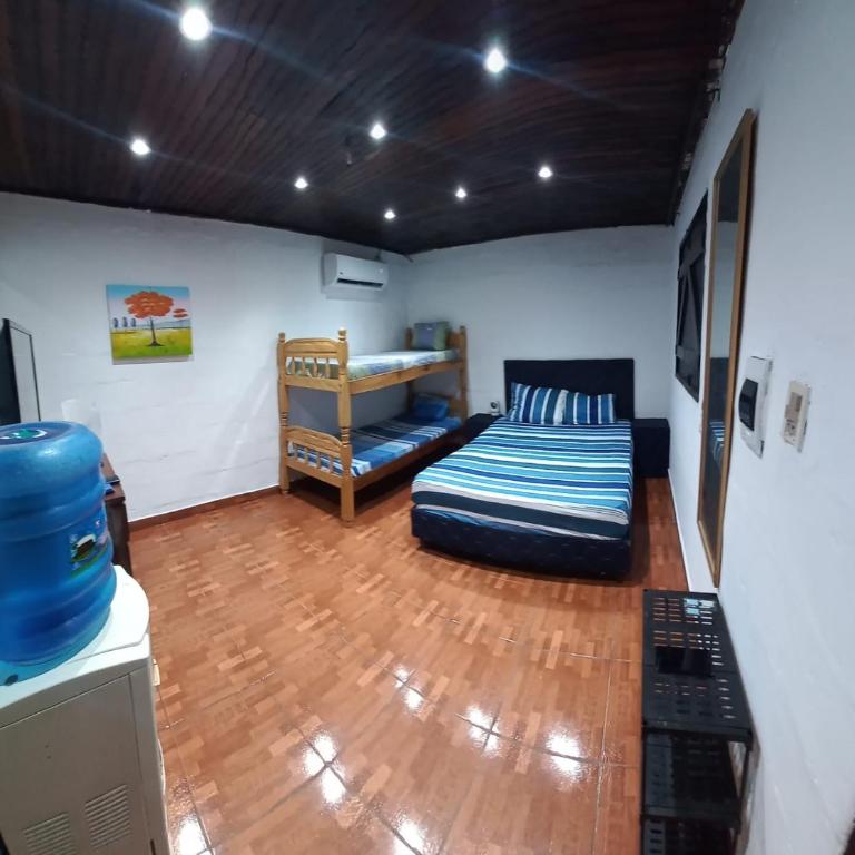 Casa mono ambiente y piscina. - Three-Bedroom Townhouse - 32
