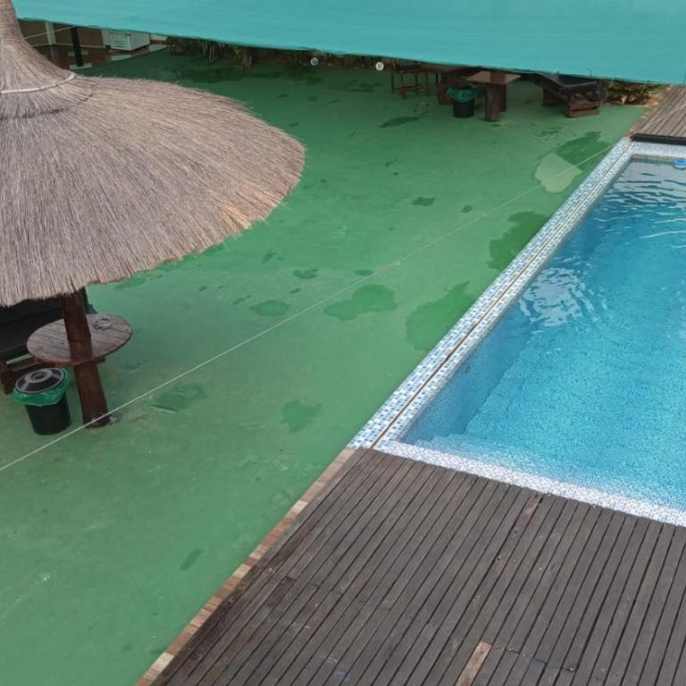 Casa mono ambiente y piscina. - Three-Bedroom Townhouse - 43