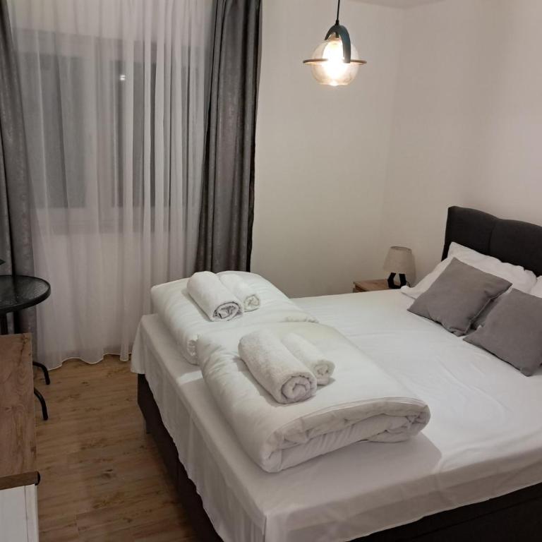 Apartmani Divcibarska oaza - Apartment - 3