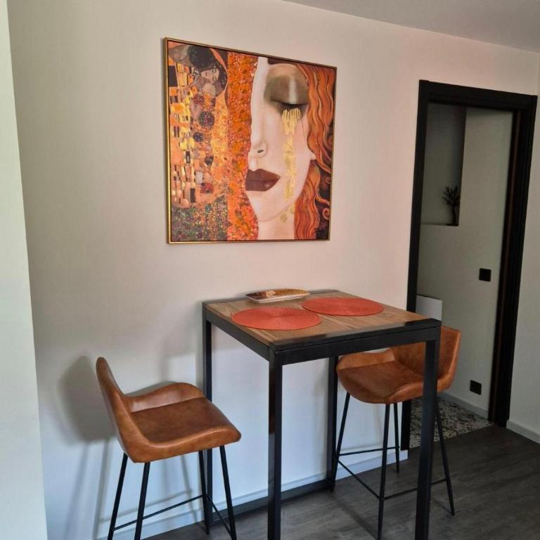 La Combe - One-Bedroom Apartment - 8