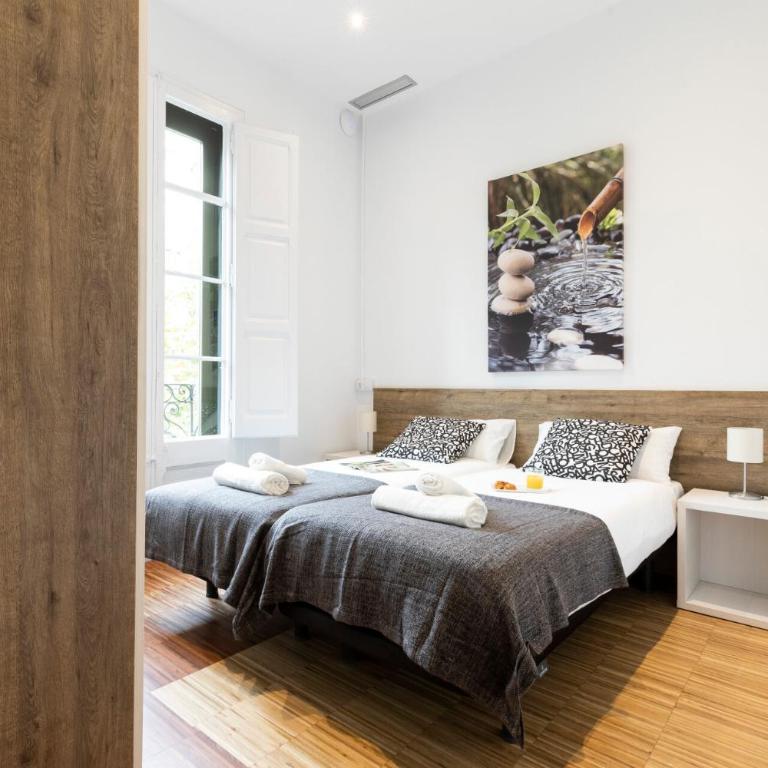 2905 - AB Comte dUrgell I-II - Apartment - 2