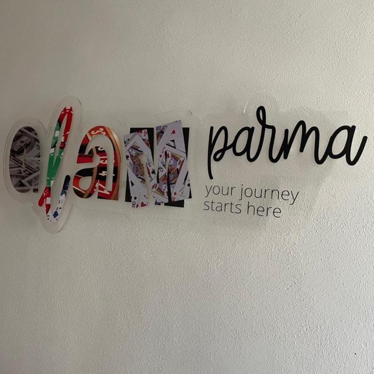 GLAM PARMA - Camera Matrimoniale - 1