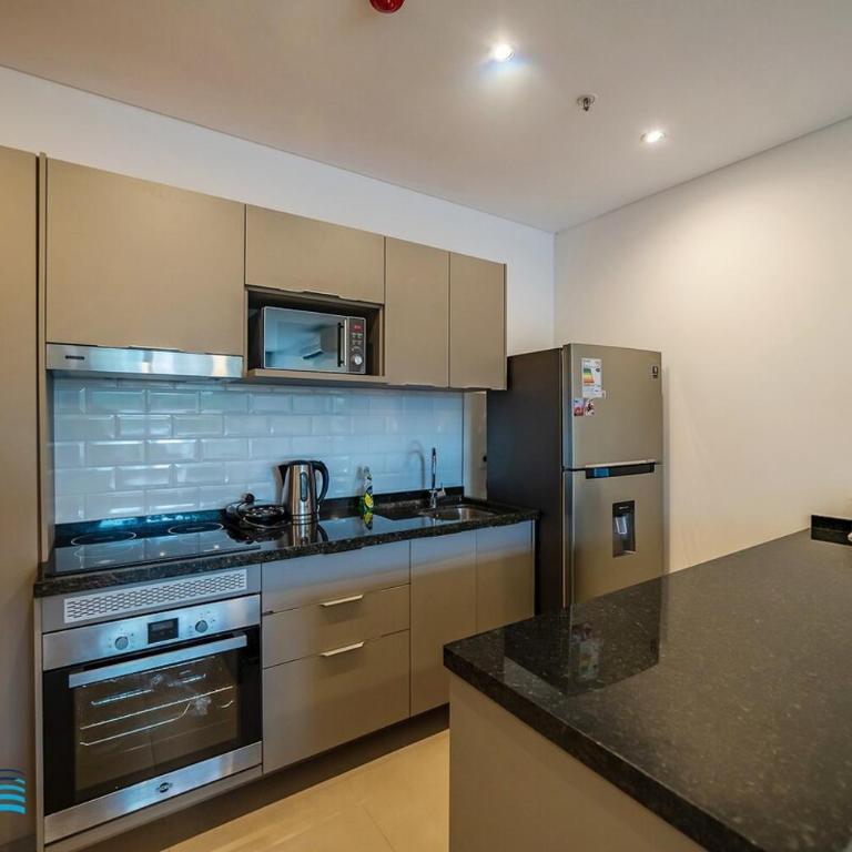 102 Meters from the Shopping del Sol with Patio Privado! - Two-Bedroom Apartment with Balcony - 8