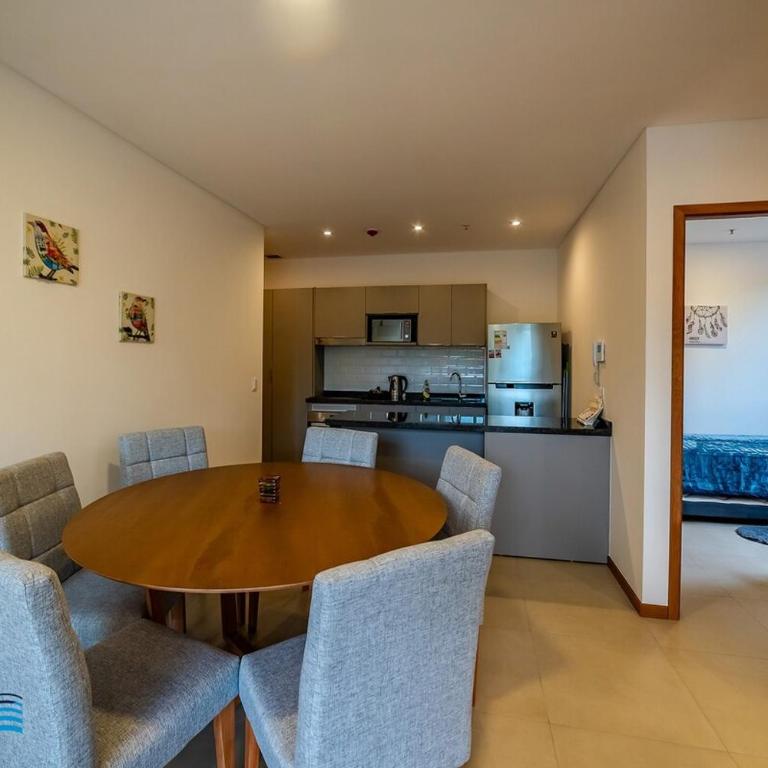 102 Meters from the Shopping del Sol with Patio Privado! - Two-Bedroom Apartment with Balcony - 13