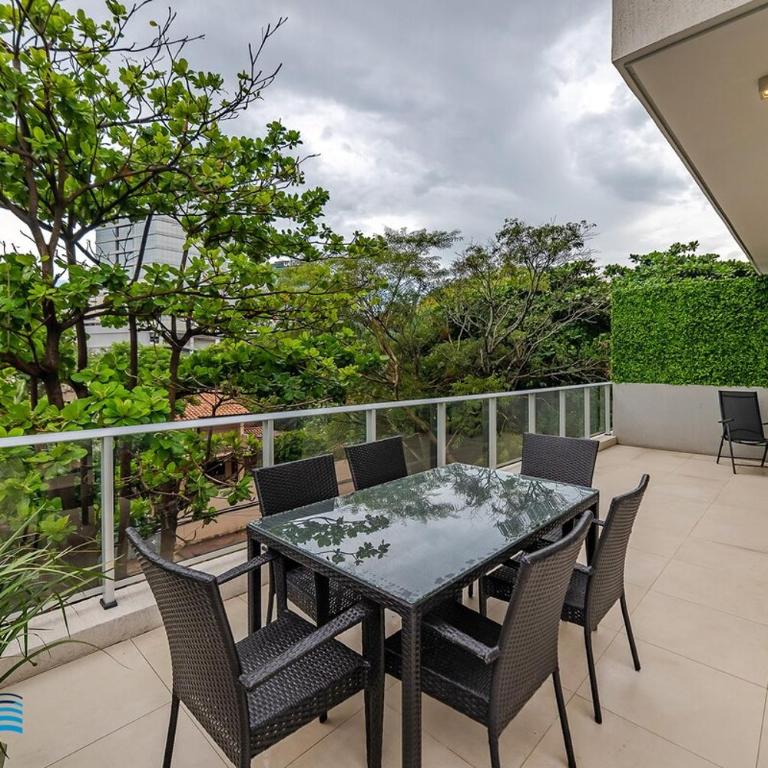 102 Meters from the Shopping del Sol with Patio Privado! - Two-Bedroom Apartment with Balcony - 20