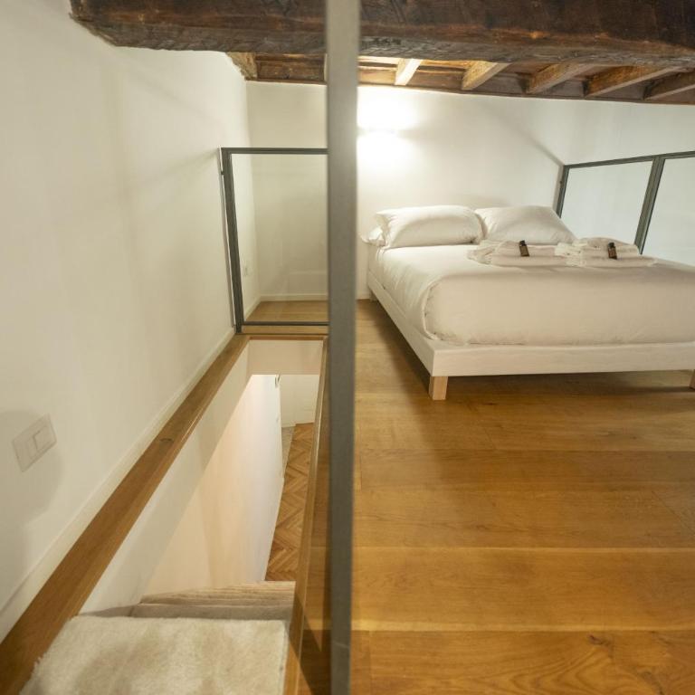 Lovely Nest With Balcony by The Spanish Steps - Appartamento con Vista e Balcone - 10