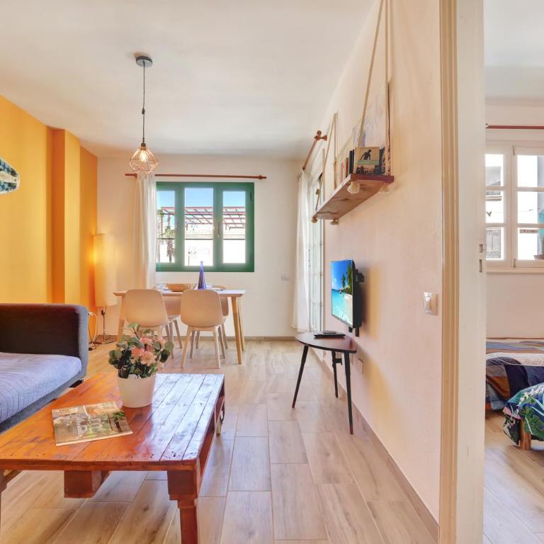 NEW! IDEAL FLAT FOR GROUPS TO WORK or SURF - Apartamento de 2 dormitorios - 2