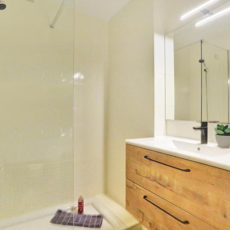 NEW! IDEAL FLAT FOR GROUPS TO WORK or SURF - Apartamento de 2 dormitorios - 13