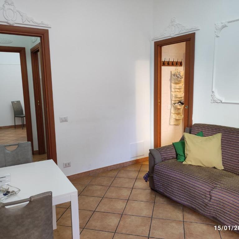 Il Grillo ai Fori Romani - Appartamento con 2 Camere da Letto - 29
