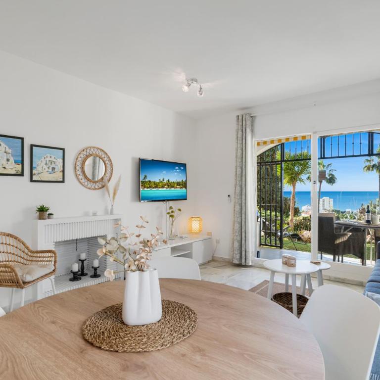 Pool and garden apt by Costarentals - Ref 253 - Apartamento de 2 dormitorios - 5