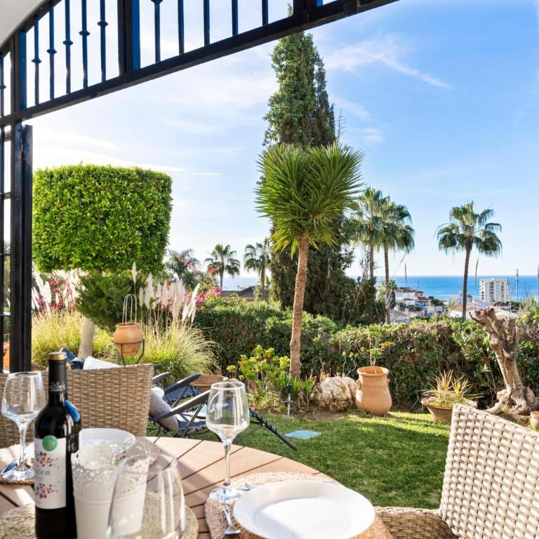 Pool and garden apt by Costarentals - Ref 253 - Apartamento de 2 dormitorios - 16