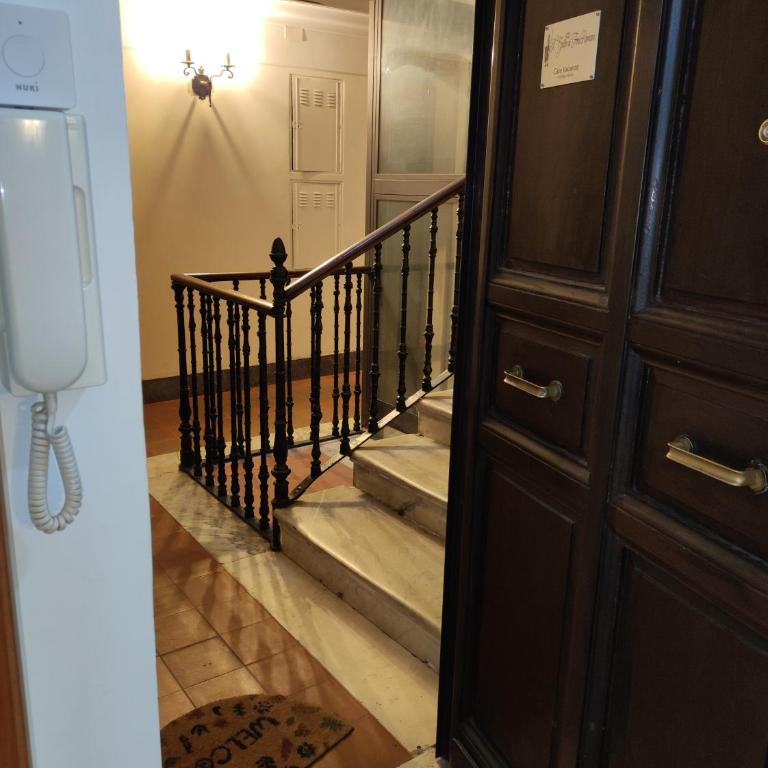 Il Grillo ai Fori Romani - Appartamento con 2 Camere da Letto - 46