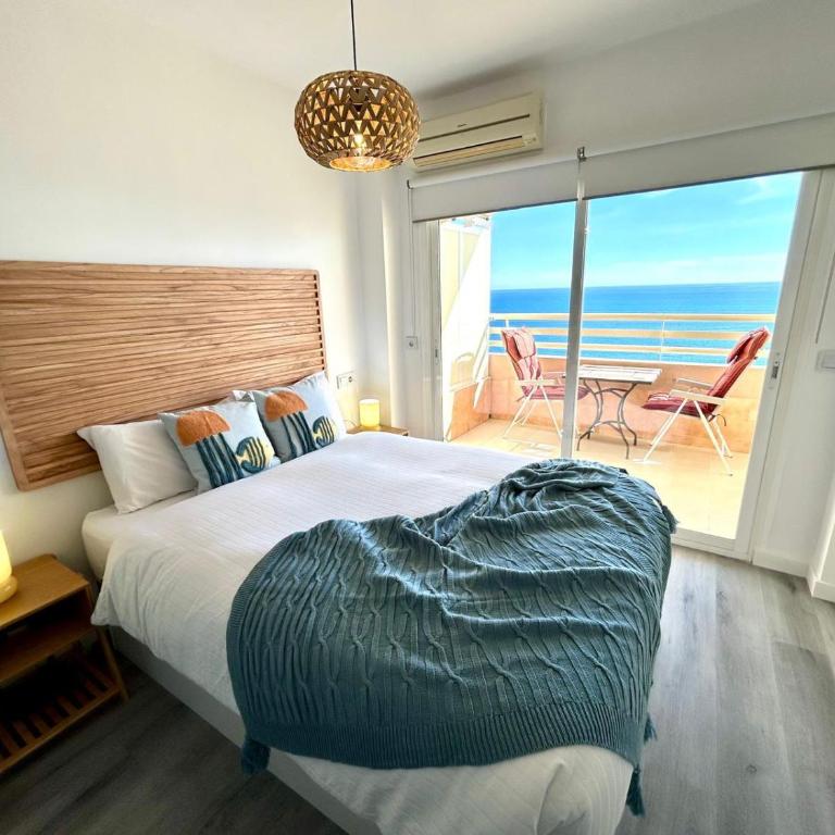 Stella Maris - Amazing frontal sea views with pool & terrace by 10ToSea - Estudio - 3