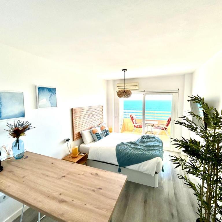 Stella Maris - Amazing frontal sea views with pool & terrace by 10ToSea - Estudio - 5