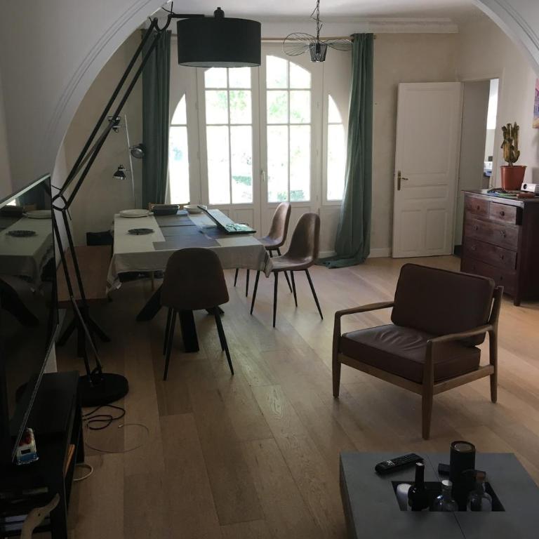25m Plage Benoit Grands Hôtels 3p Salon 2 Chambres 65m2 - Appartement 3 Chambres - 16