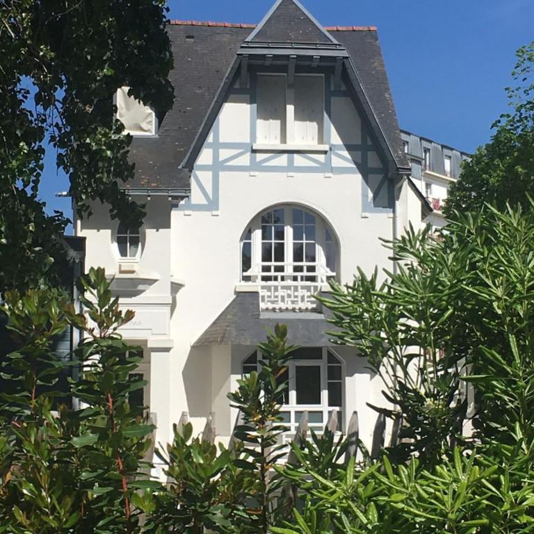25m Plage Benoit Grands Hôtels 3p Salon 2 Chambres 65m2 - Appartement 3 Chambres - 21