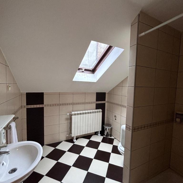 Rooms SQUARE Belgrade - Deluks Studio sa Queen Krevetom - 12