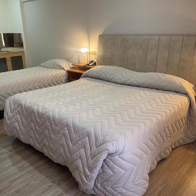 Hotel Howard Johnson Rosario - Suite Junior Doble - 8