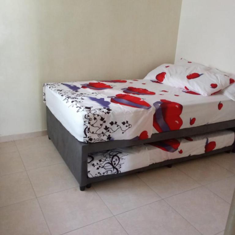 CASA DE 4 HAB Conjunto Parque el Tairona - Four-Bedroom House - 1