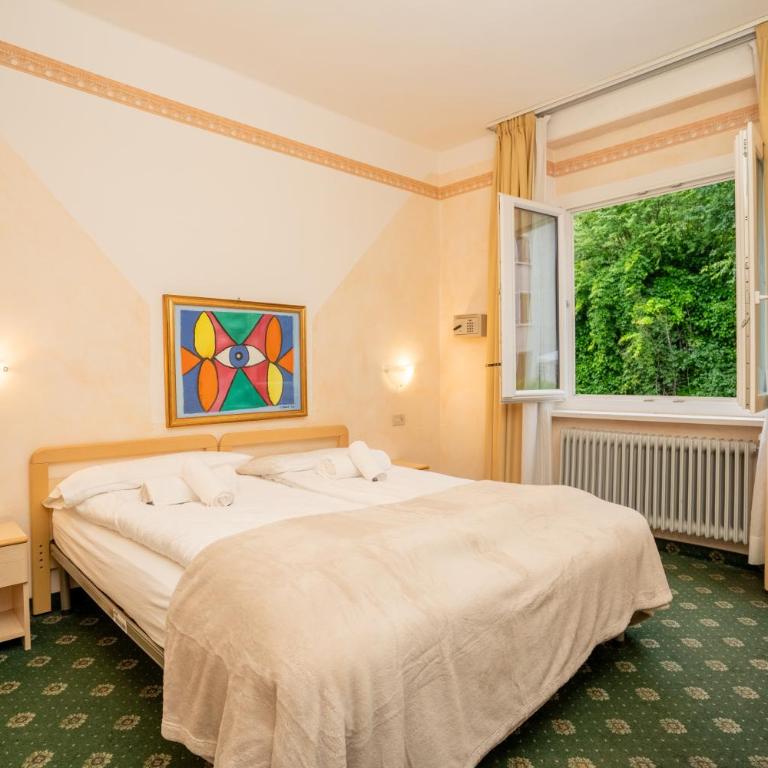 Hotel Europa - Camera Matrimoniale/Doppia con Letti Singoli con Bagno Privato - Edificio Separato - 3