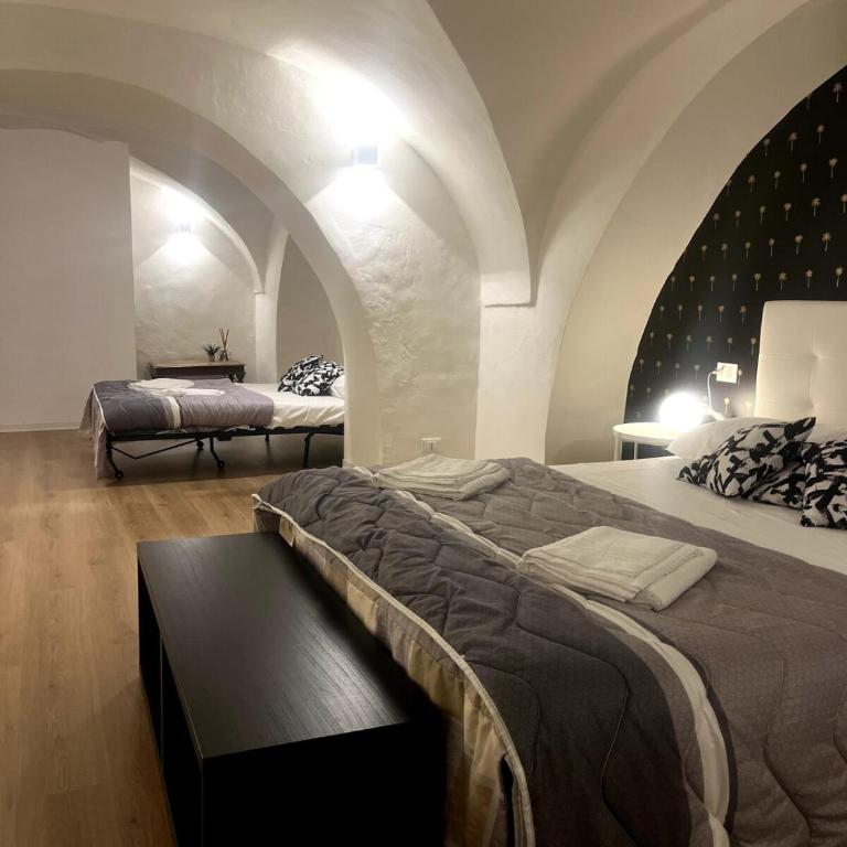 VagaLuna Short Stay - Quadruple Room with Private Bathroom - 11