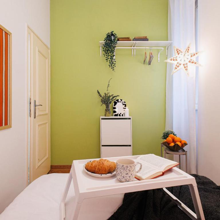 Musical Shelter with Balcony 2min to Republic Square - Three-Bedroom Apartment with Balcony - 37